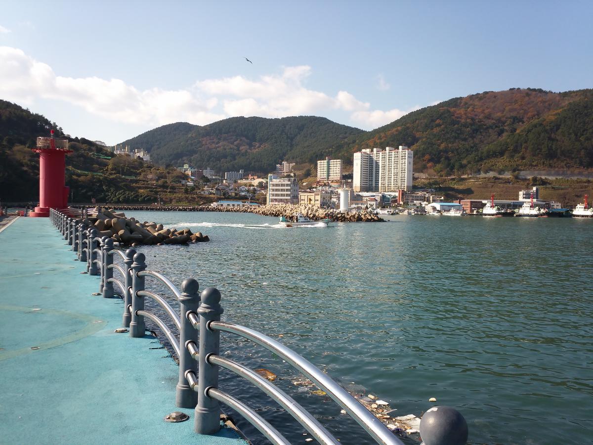 Geoje Jangseungpo Lighthouse Hotel Sodong Экстерьер фото